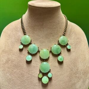 Light green faux stone Bib necklace